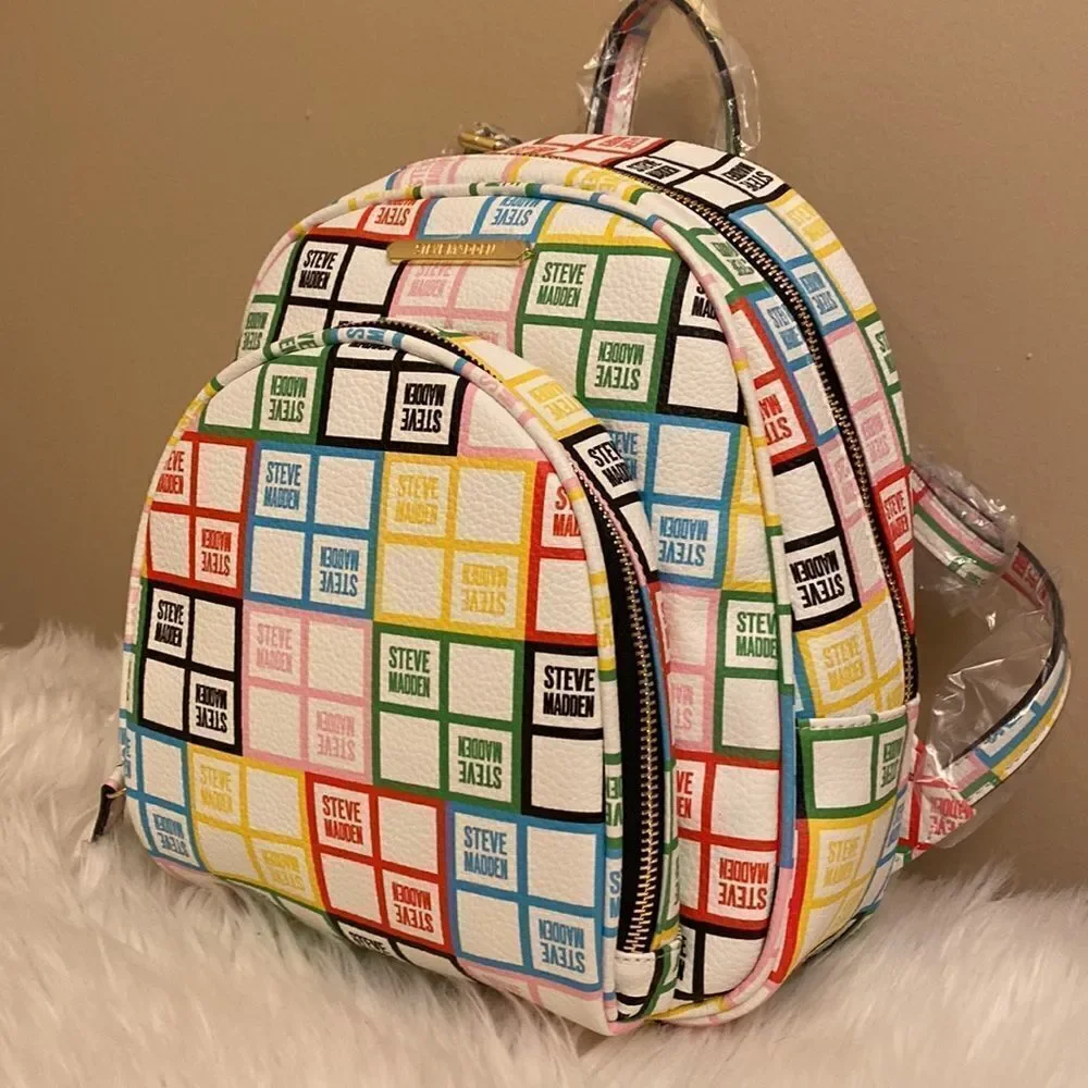 NWT Steve  Madden Bjordan White Floral Logo Backpack - w/ Matching Wristlet